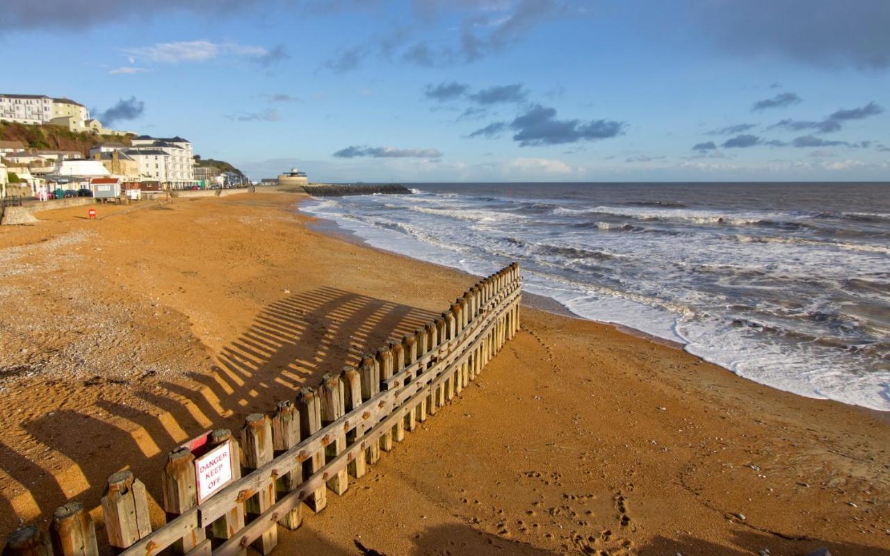 Pier Top Apartment Ventnor Exterior photo